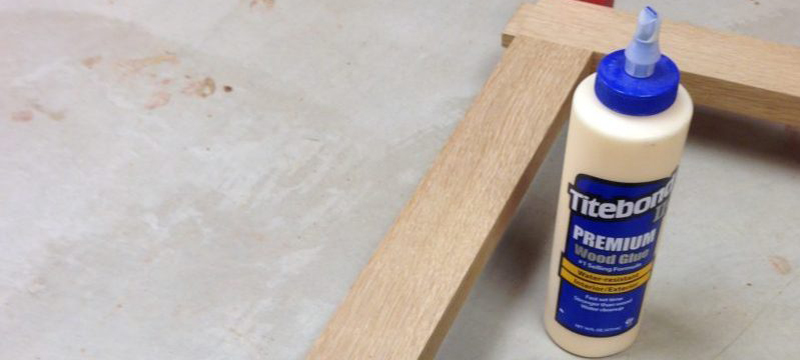 Titebond Wood Glue is used on a frame.