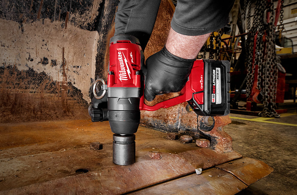 Milwaukee cordless rattle deals gun