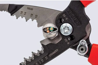 knipex-wire-stripper-forged-with-multi-component-grip-handle-